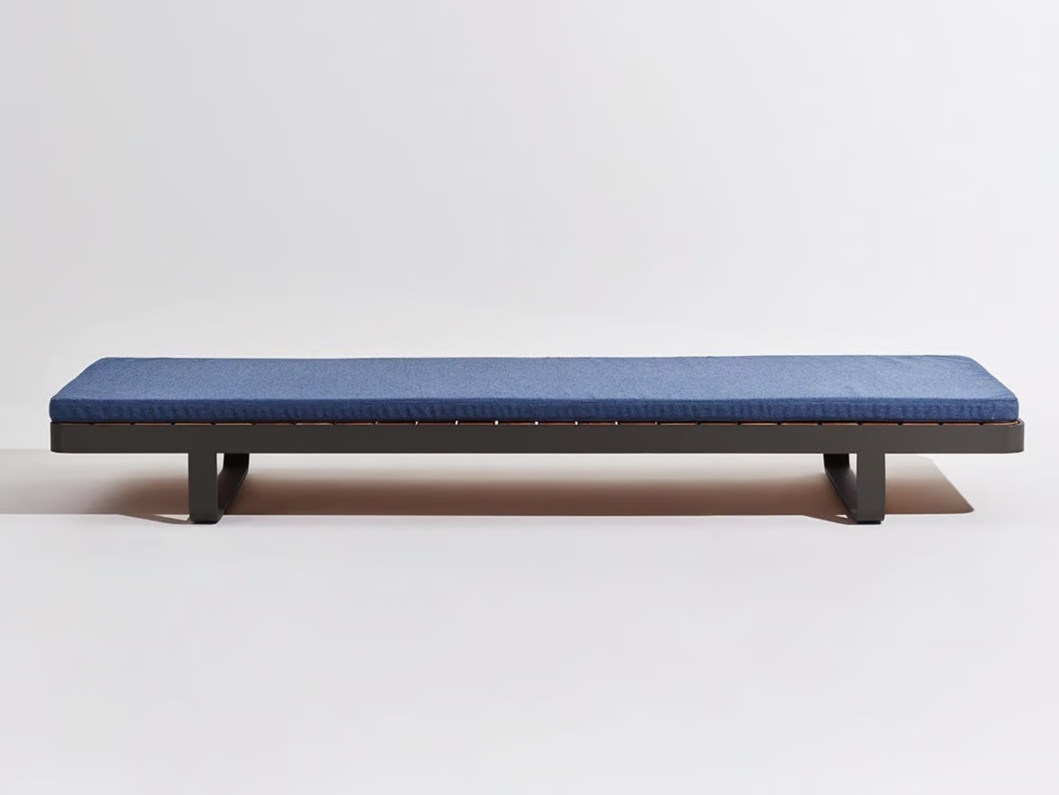 MAKEMAKE-Sun-lounger-Terraforma-466420-relb02b614e